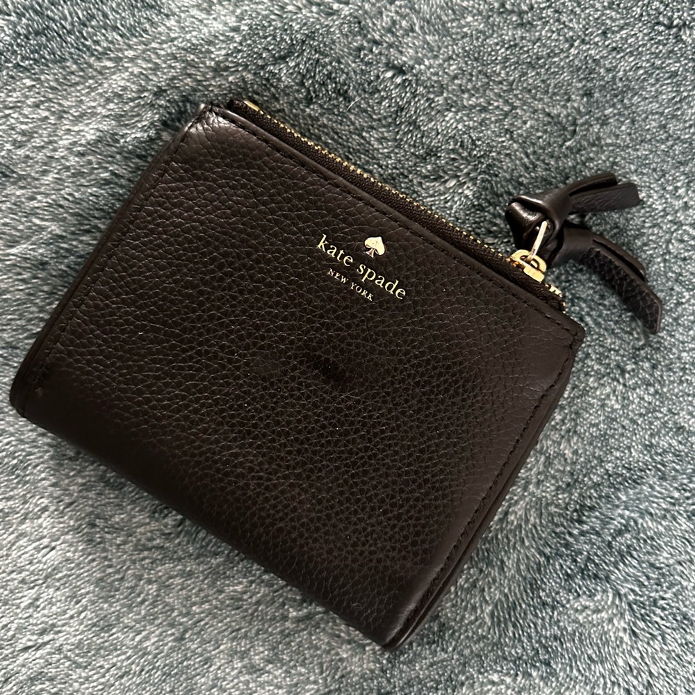 Authentic Kate Spade Mulberry Street Small Malea Wallet